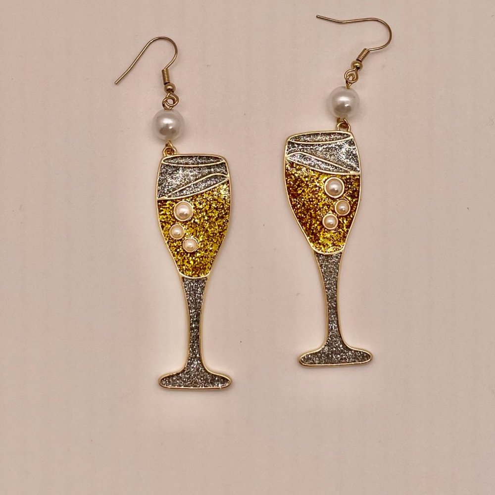 ⭐️❤️ FREE Alcohol Champagne Glass Hipster Hippie Chic Glam Modern Drop Earrings